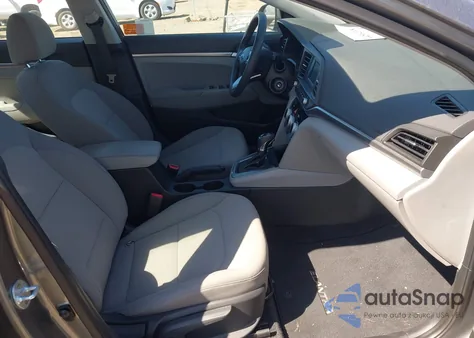 2019 Hyundai Elantra Se из США, поврежденный, VIN 5NPD74LF1KH488997